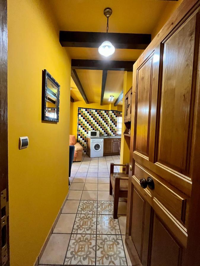 Apartamentos Turisticos Paseo De La Alameda Villaviciosa  Zewnętrze zdjęcie
