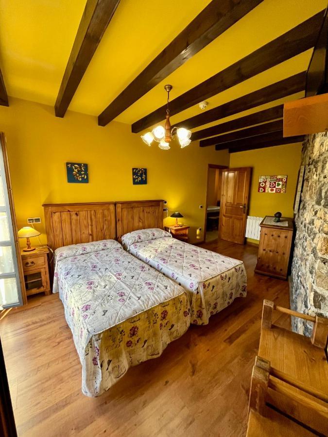 Apartamentos Turisticos Paseo De La Alameda Villaviciosa  Zewnętrze zdjęcie