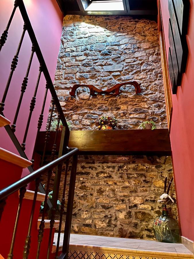 Apartamentos Turisticos Paseo De La Alameda Villaviciosa  Zewnętrze zdjęcie