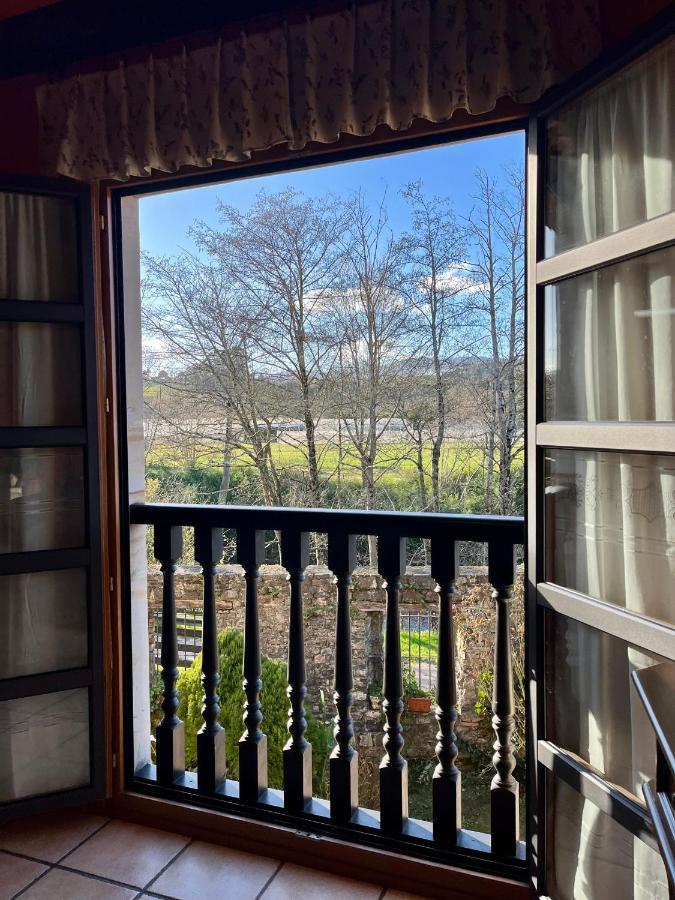 Apartamentos Turisticos Paseo De La Alameda Villaviciosa  Zewnętrze zdjęcie
