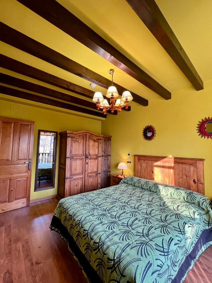 Apartamentos Turisticos Paseo De La Alameda Villaviciosa  Zewnętrze zdjęcie